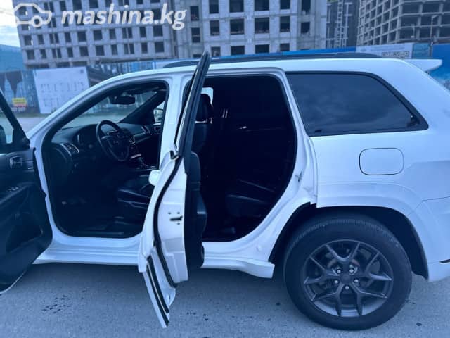 Jeep Grand Cherokee IV (WK2) Рестайлинг 3.6 AT 4WD
