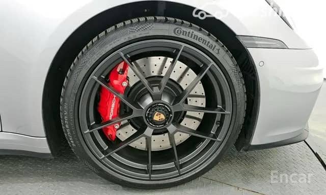 Porsche 911 VII (991) Carrera 4 GTS 3.8 AT 4WD