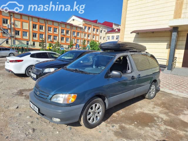 Toyota Sienna I Рестайлинг 3.0 AT