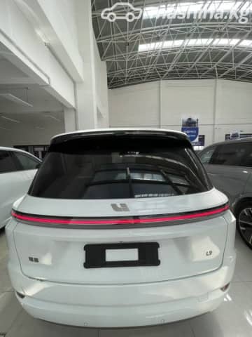 LiXiang L9 Рестайлинг 1.5hyb AT 4WD