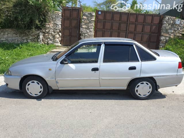 Daewoo Nexia I Рестайлинг 1.5 MT