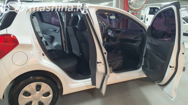 Chevrolet Spark IV Рестайлинг 1.0 MT