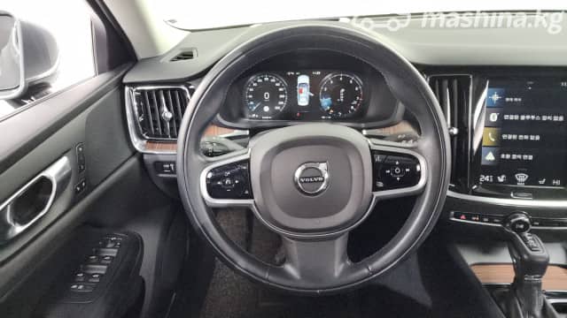 Volvo S60 II Рестайлинг 2.0 AT