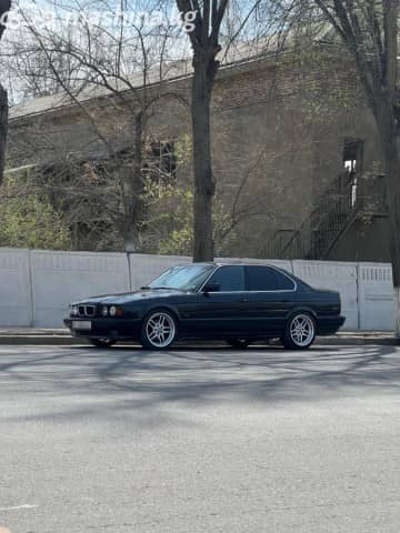BMW 5 серии III (E34) 520i 2.0 MT
