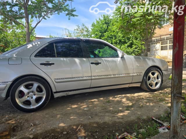 Mercedes-Benz E-Класс II (W210, S210) 280 2.8 MT