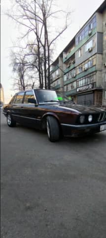 BMW 5 серии II (E28) 528i 2.8 MT