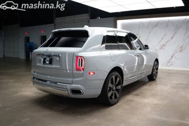 Rolls-Royce Cullinan I 6.7 AT AWD