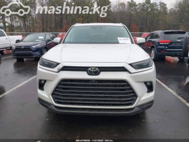 Toyota Grand Highlander 2.5hyb CVT 4WD