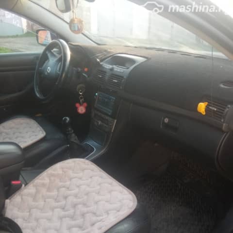 Toyota Avensis II Рестайлинг 1.8 MT