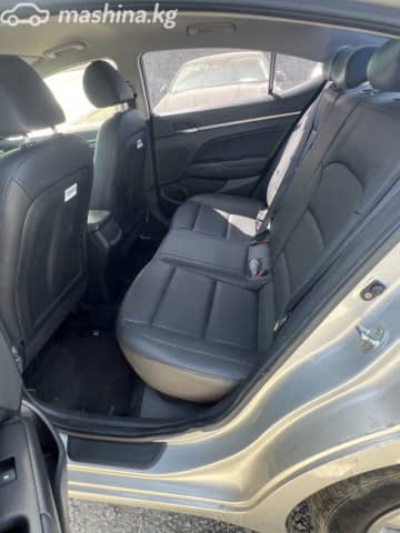 Hyundai Avante VI 1.6 AT