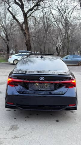 Toyota Avalon V 2.5hyb CVT