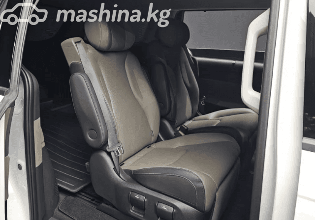 Kia Carnival IV 2.2d AT