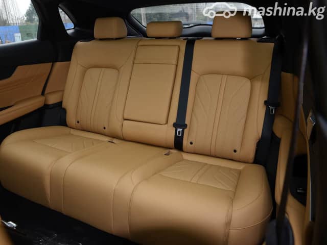 Changan UNI-K 1.5hyb AT