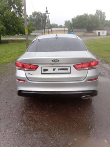 Kia K5 II 2.0 AT