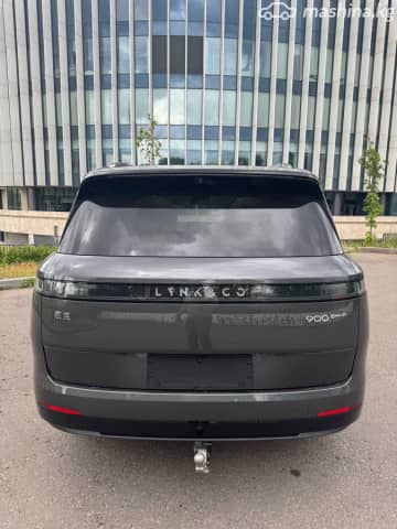 Lynk & Co 900 2.0hyb AT 4WD