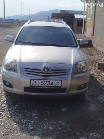 Toyota Avensis II Рестайлинг 1.8 MT
