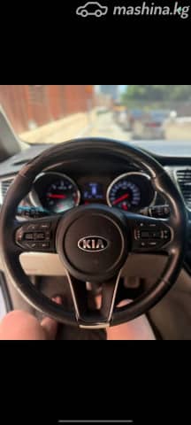 Kia Carnival III 2.2d AT
