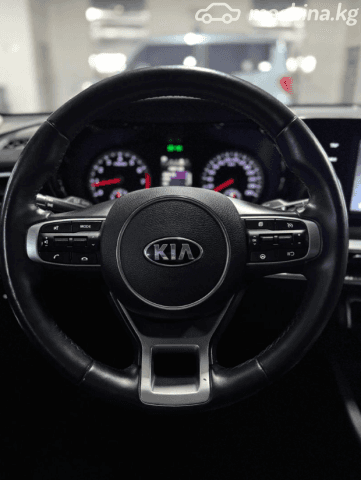 Kia K5 III LPi 2.0 AT