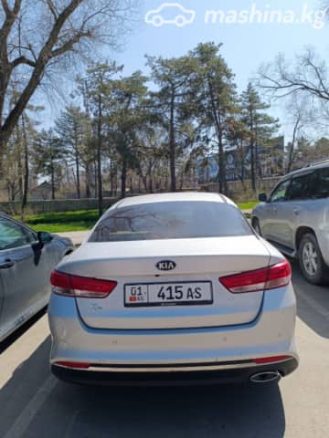 Kia K5 II 2.0 AT