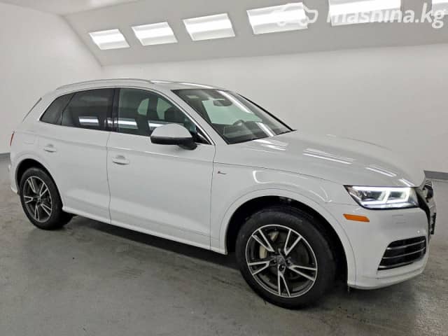 Audi Q5 II (FY) 45 TFSI 2.0 AMT 4WD