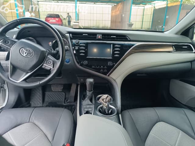 Toyota Camry VIII (XV70) US Market 2.5hyb CVT