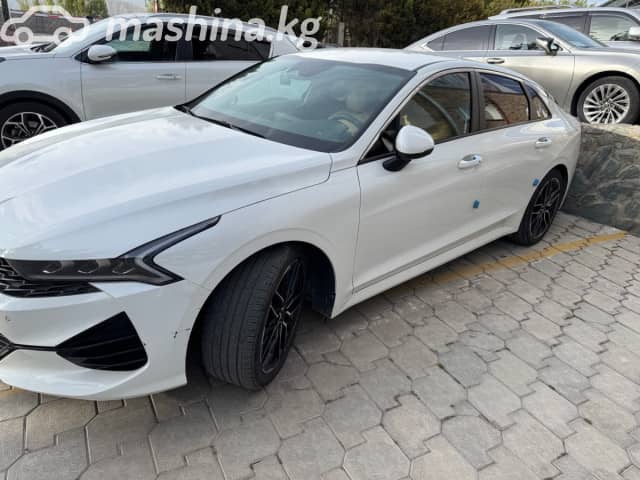 Kia K5 III 1.6 AT