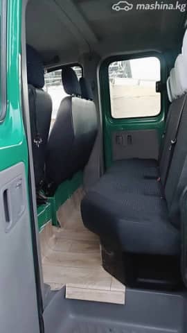 Mercedes-Benz Бортовой (4х2)