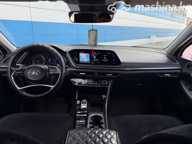 Hyundai Sonata VIII (DN8) LPi 2.0 AT