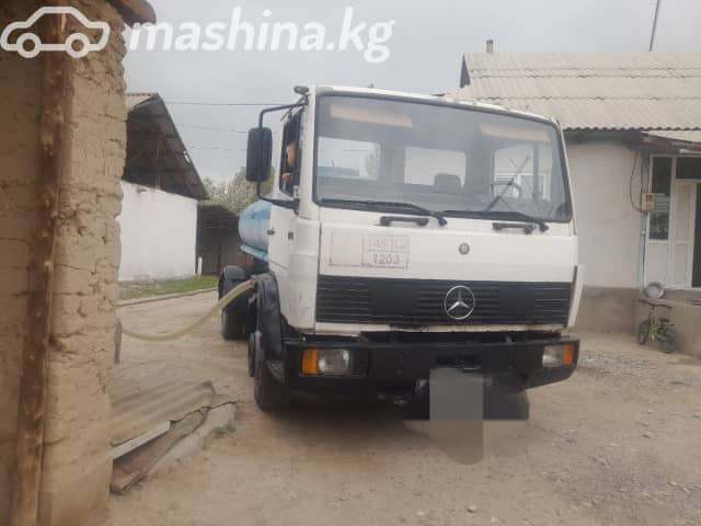 Mercedes-Benz 1117