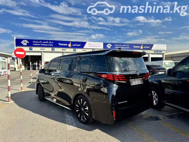Toyota Alphard IV 2.5hyb CVT 4WD