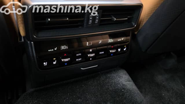 Lexus LX IV 700h 3.5hyb AT 4WD