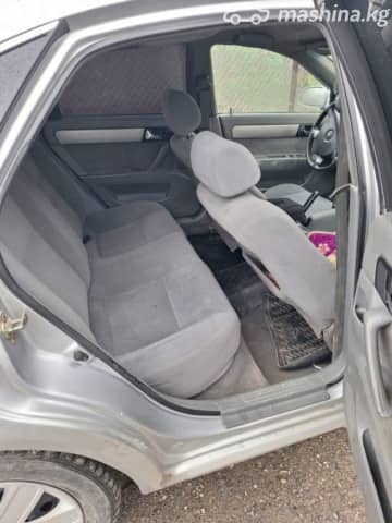 Chevrolet Lacetti 1.6 MT