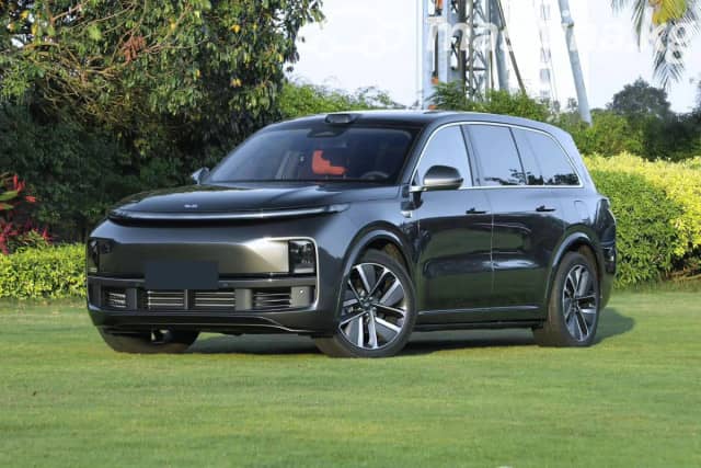 LiXiang L9 Рестайлинг 1.5hyb AT 4WD