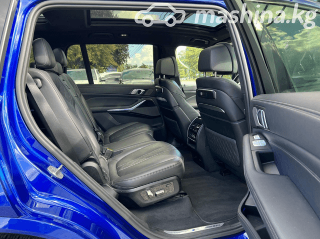 BMW X7 I (G07) Рестайлинг M60i 4.4 AT 4WD