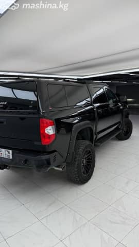 Toyota Tundra II Рестайлинг Double Cab 5.7 AT 4WD
