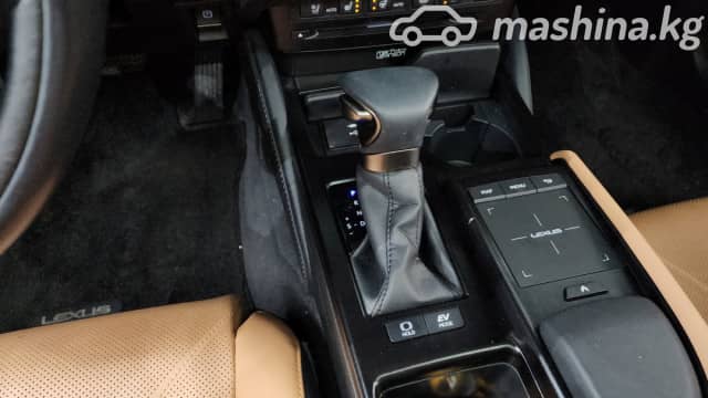 Lexus ES VII Рестайлинг 300h 2.5hyb CVT