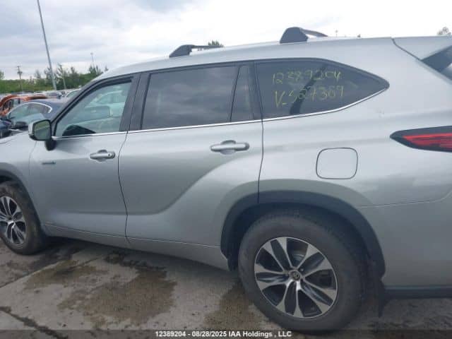 Toyota Highlander IV (U70) 2.5hyb AT 4WD