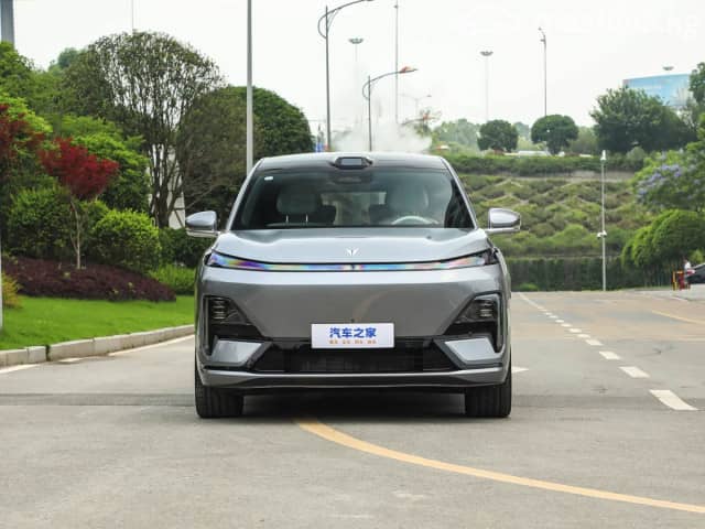Changan Deepal S09 1.5hyb AT