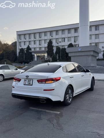 Kia K5 II 2.0 AT