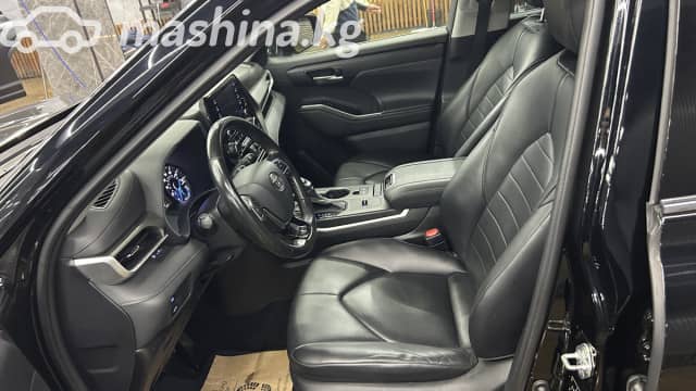 Toyota Highlander IV (U70) 2.5hyb AT