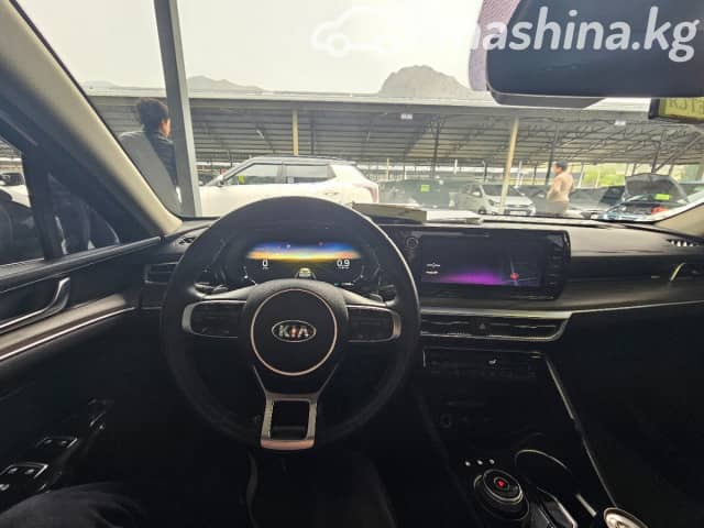 Kia K5 III 2.0 AT