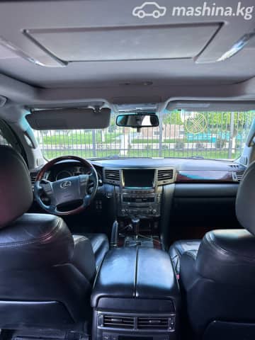 Lexus LX III 570 5.7 AT 4WD