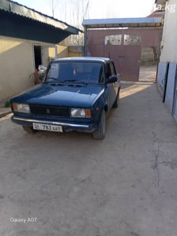 ВАЗ (Lada) 2105 21059 1.3 MT