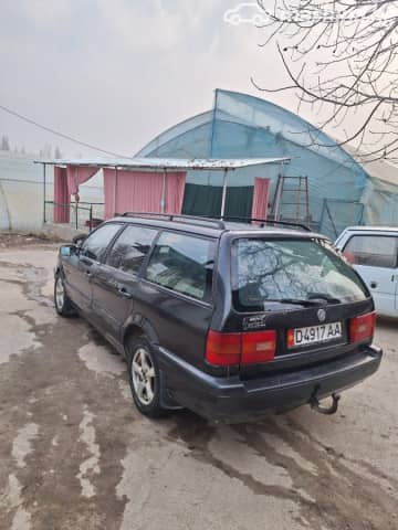 Volkswagen Passat B4 2.0 MT