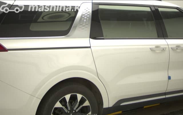 Kia Carnival IV 2.2d AT