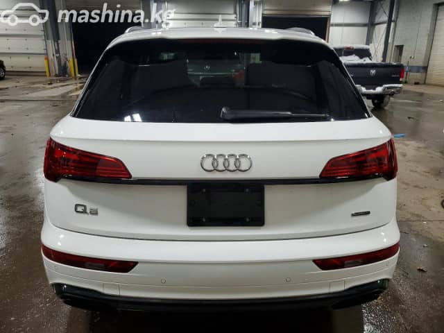 Audi Q5 II (FY) Рестайлинг 45 TFSI 2.0 AMT 4WD