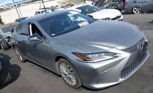 Lexus ES VII Рестайлинг 300h 2.5hyb CVT