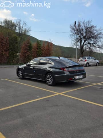 Hyundai Sonata VIII (DN8) 2.0hyb AT