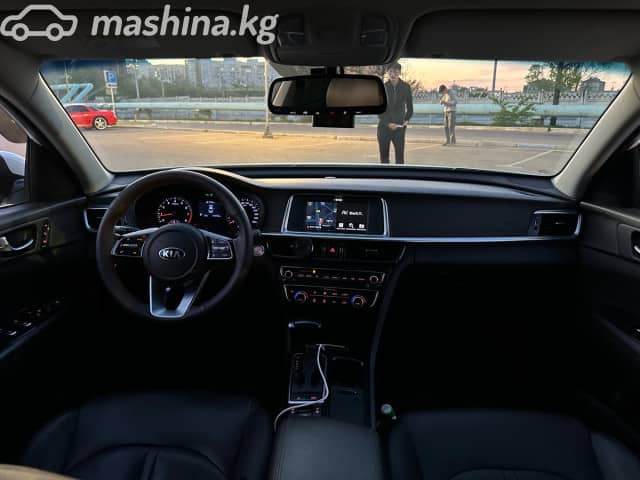 Kia K5 II 2.0 AT