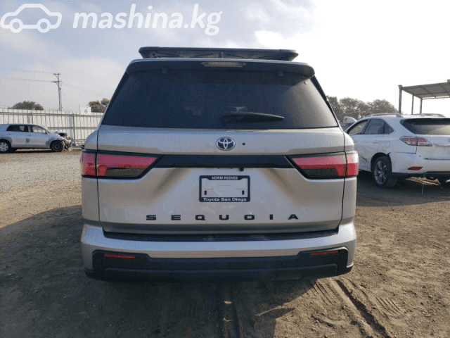 Toyota Sequoia III 3.5hyb AT 4WD